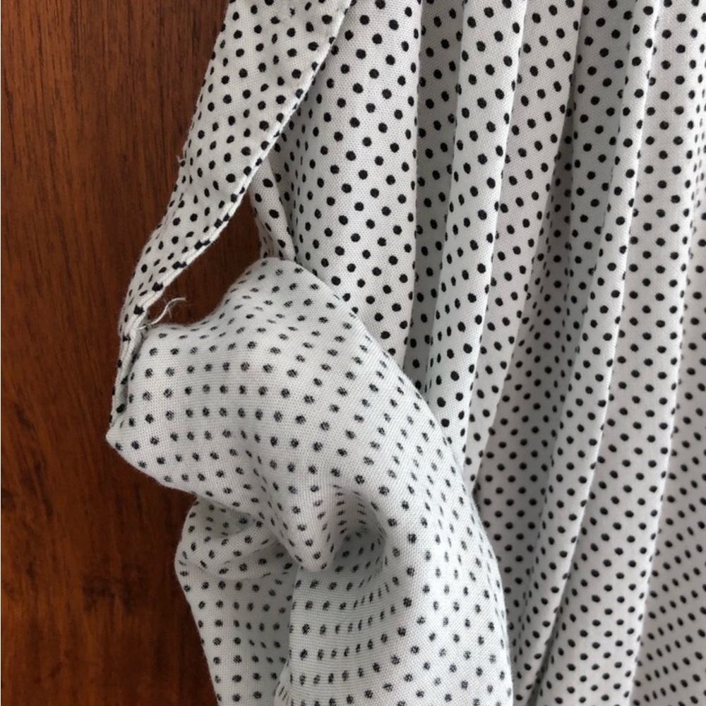 White with Black Dots Top - Picture 1 of 9